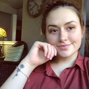 Meet your Posher, Abby